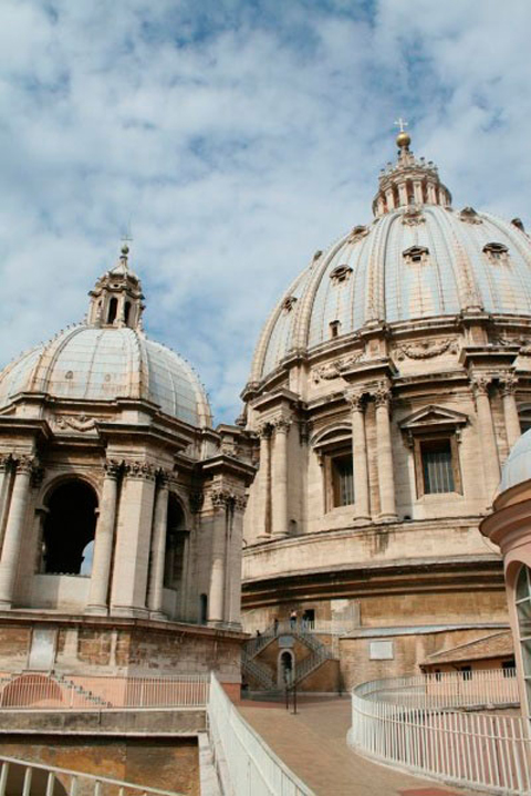 Купол собора св. Петра в Ватикане, Италия