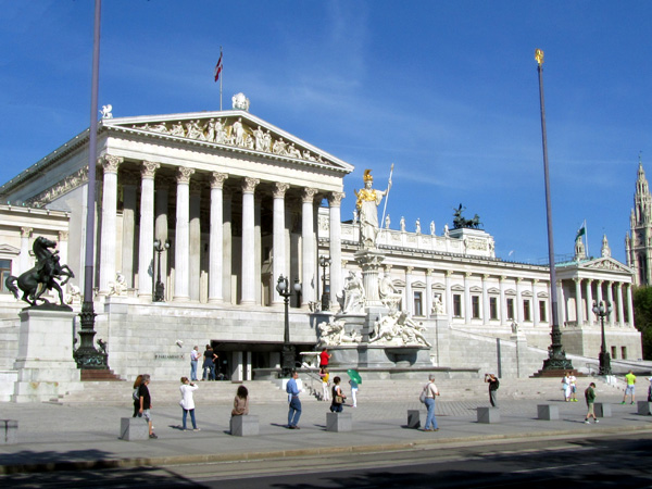 Здание австрийского Парламента