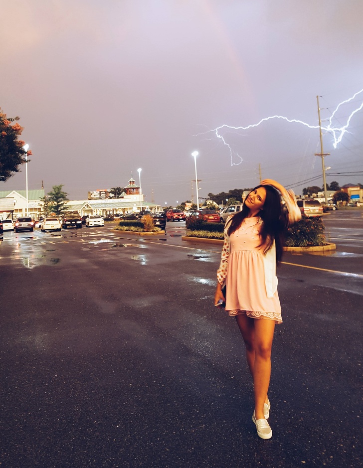 «Меня сфотографировали именно в тот момент, когда в небе сверкнула молния»